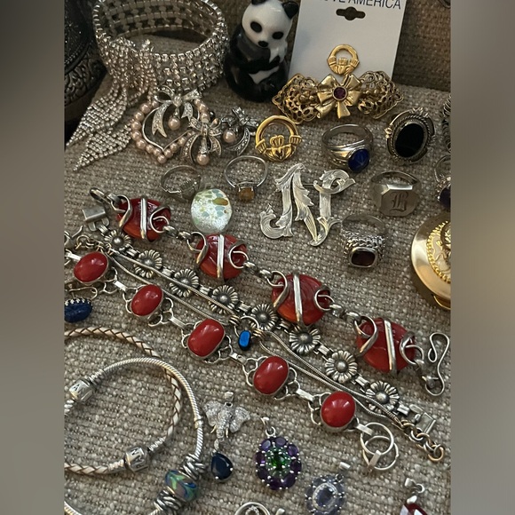 🍀LIVE AUCTION NOTIFICATION 🍀🤗🤗🍀CLOSET IS OPEN TODAY! Come say hello! - Picture 6 of 13